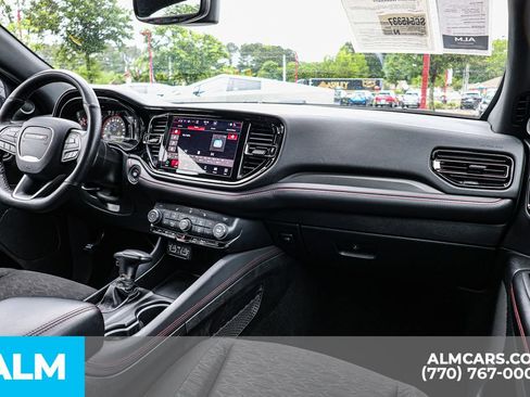 Used 2025 Dodge Durango GT RWD image 31