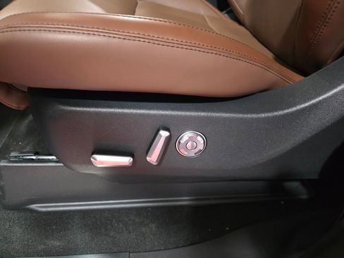 New 2026 Lincoln Navigator Reserve image 14