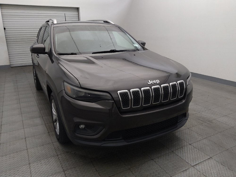 Used 2019 Jeep Cherokee Latitude Plus FWD image 14