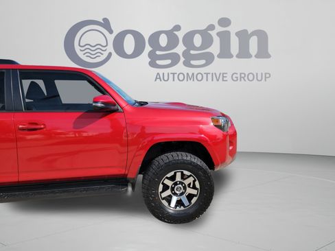 Used 2021 Toyota 4Runner TRD Off-Road Premium AWD/4WD image 30