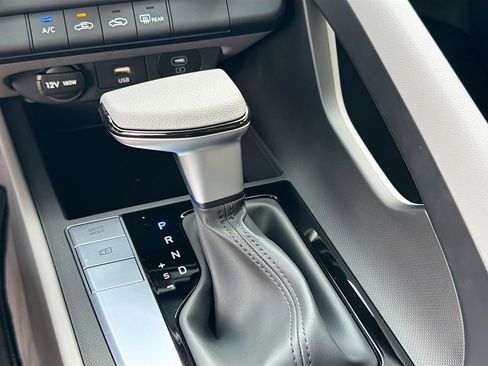 New 2026 Hyundai Elantra SE image 23