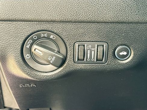 Used 2023 Dodge Charger Scat Pack w/ Harman/Kardon Audio Group RWD image 10
