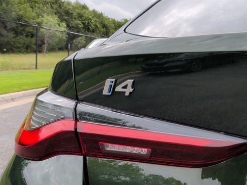 Certified 2023 BMW i4 eDrive35 RWD image 9