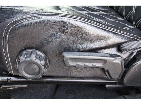 Used 2018 Jeep Wrangler Unlimited Sport S AWD/4WD image 30