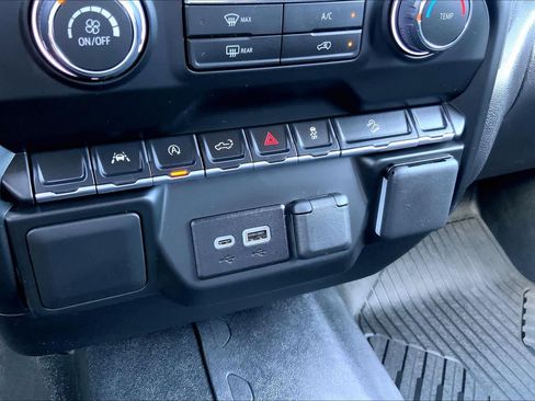 Certified 2026 Chevrolet Silverado 1500 Custom Trail Boss AWD/4WD image 34
