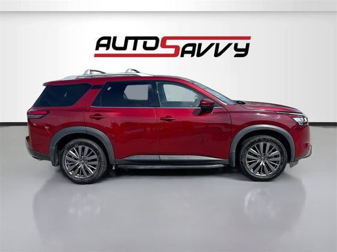 Used 2022 Nissan Pathfinder SL w/ SL Premium Package image 8