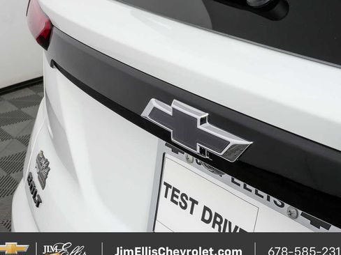 New 2027 Chevrolet Bolt LT image 33