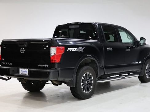 Used 2018 Nissan Titan PRO-4X AWD/4WD image 8