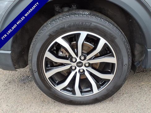 Used 2022 Ford Explorer ST-Line w/ Class IV Trailer Tow Package image 7