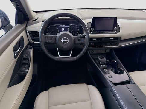 Used 2024 Nissan Rogue SV w/ SV Premium Package FWD image 26