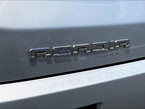 Used 2019 GMC Acadia Denali w/ Technology Package AWD/4WD image 24