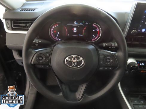 Used 2023 Toyota RAV4 XLE image 15