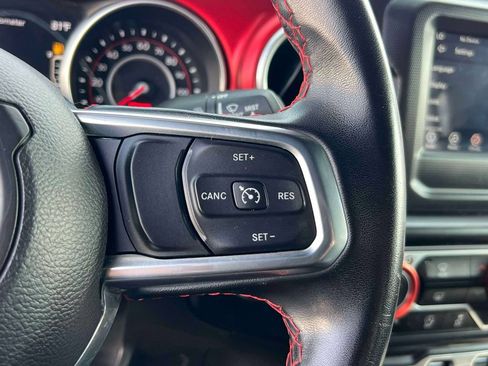 Used 2021 Jeep Gladiator Rubicon AWD/4WD image 19