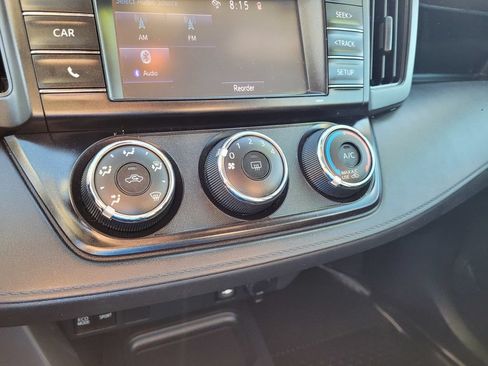 Used 2018 Toyota RAV4 LE w/ All Weather Liner Package FWD image 15