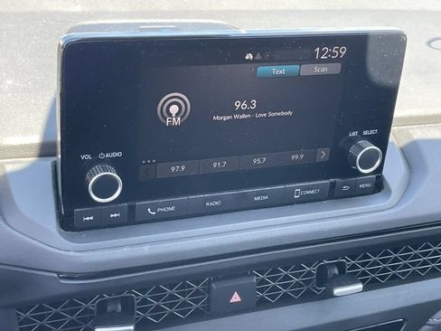 Used 2023 Honda Accord EX image 12