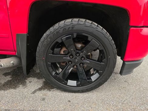 Used 2018 Chevrolet Silverado 1500 LT w/ Rally 2 Edition AWD/4WD image 13