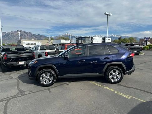 Used 2025 Toyota RAV4 XLE AWD/4WD image 6