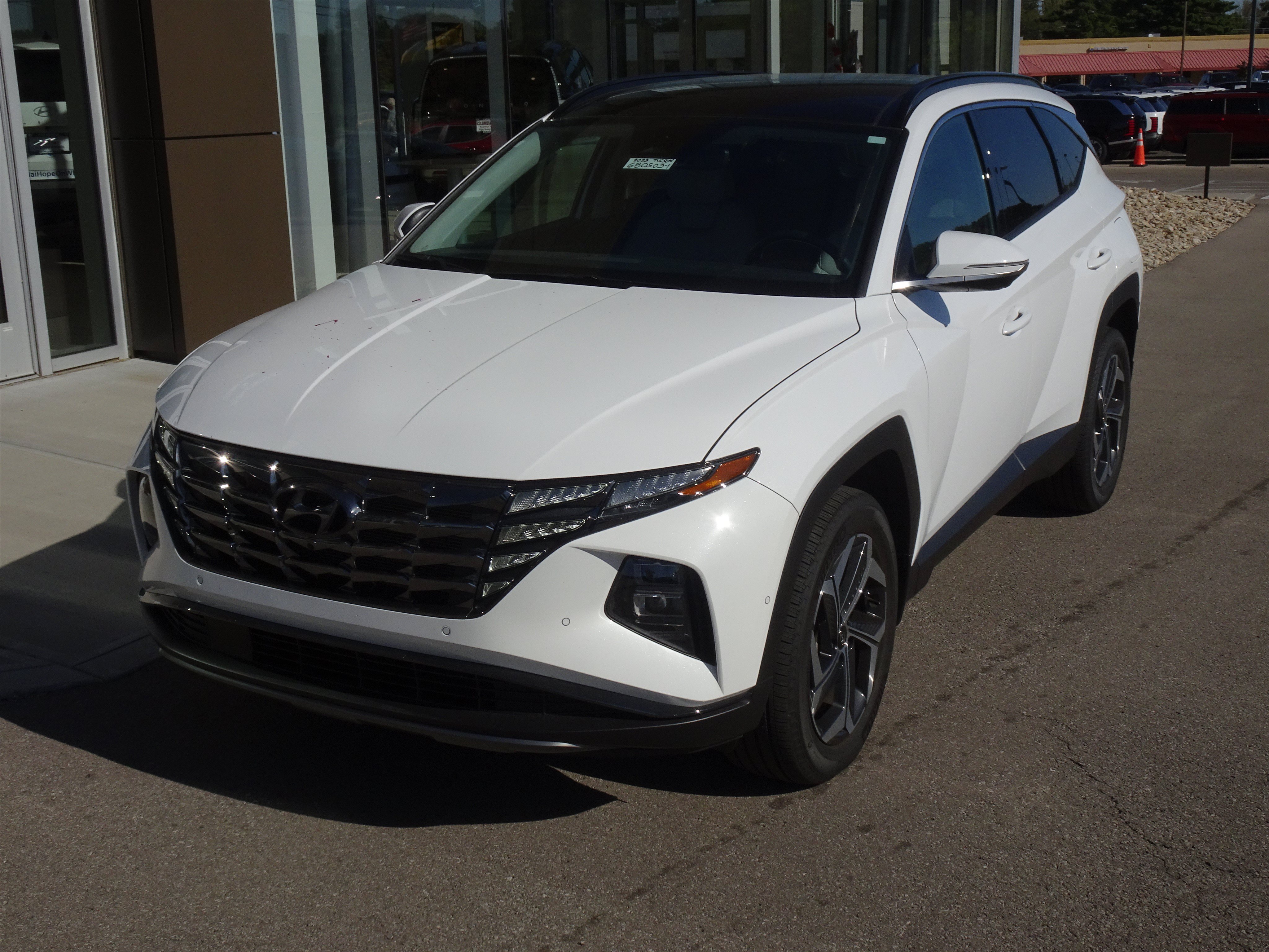 Used 2023 Hyundai Tucson Limited AWD/4WD image 8