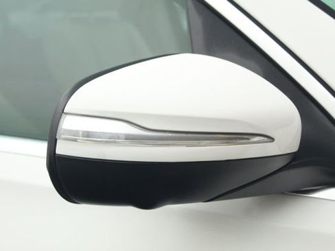 Used 2023 Mercedes-Benz GLE 350 4MATIC w/ AMG Line Exterior image 14