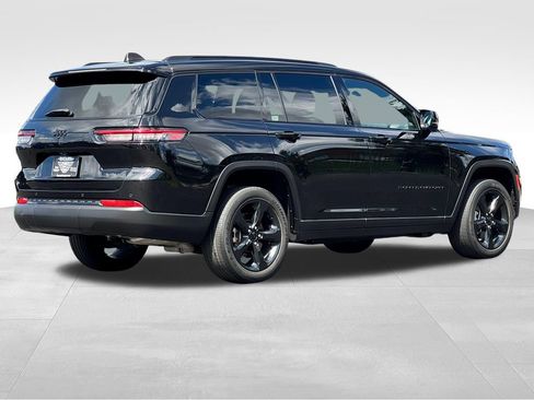 Used 2023 Jeep Grand Cherokee L Laredo AWD/4WD image 7