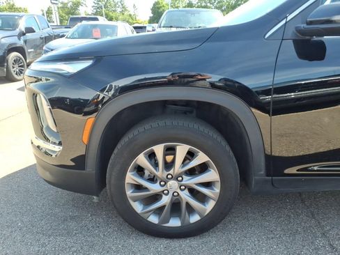 Used 2025 Buick Enclave Preferred w/ Trailering Package, 5000 lbs. AWD/4WD image 25