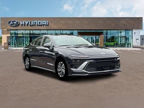 New 2026 Hyundai Sonata Blue FWD image 11