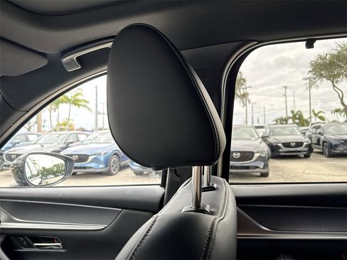 Used 2025 MAZDA CX-70 3.3 Turbo S w/ Premium Package image 17