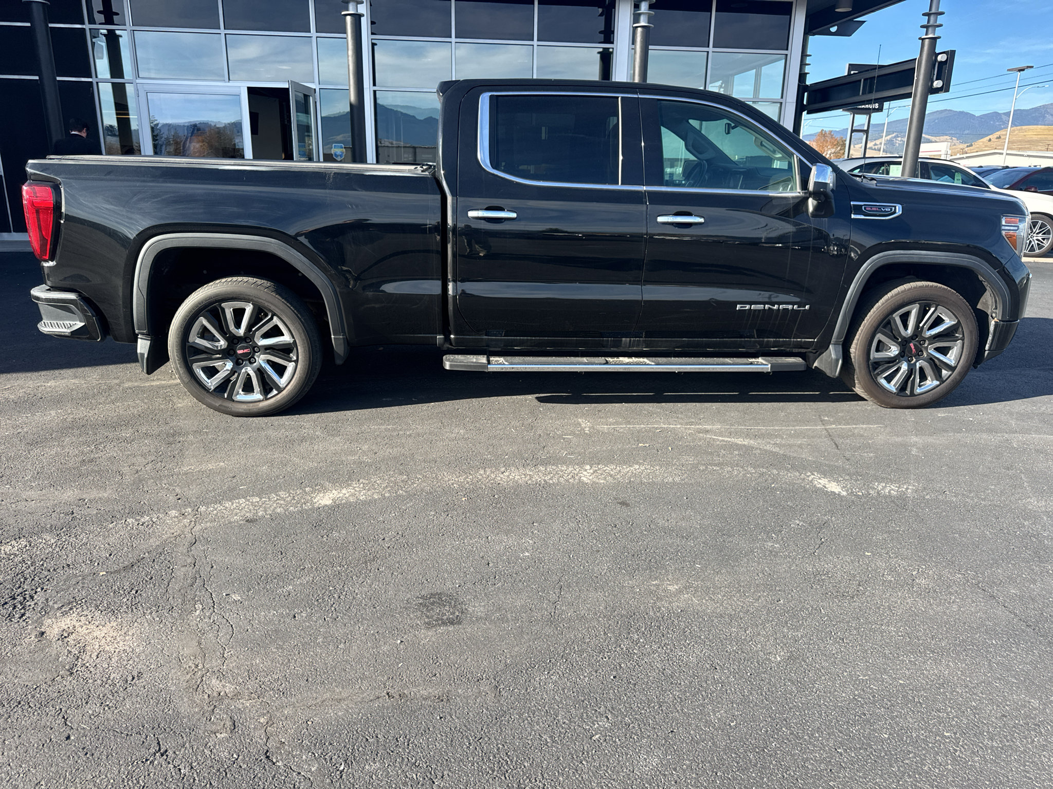 Used 2019 GMC Sierra 1500 Denali w/ LPO, GMC Protection Package AWD/4WD image 4