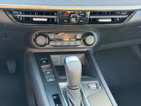 New 2026 Nissan Kicks SV w/ SV Premium Package image 17