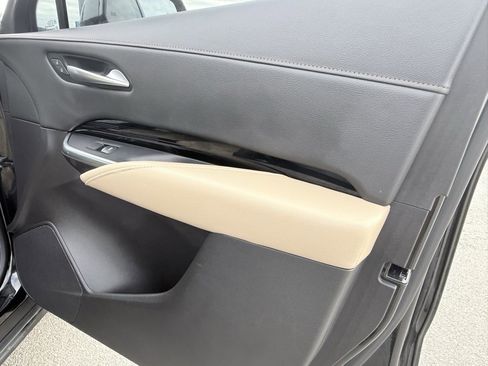 Used 2024 Cadillac XT4 Luxury image 22