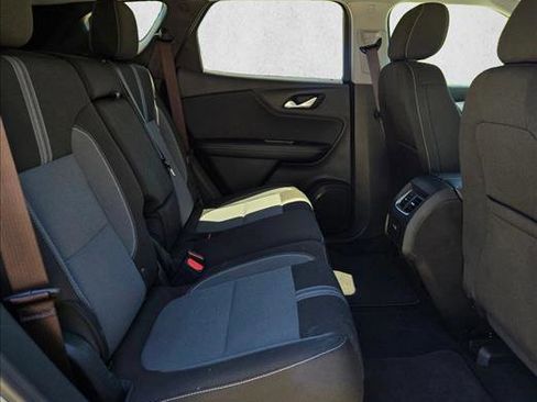 Used 2025 Chevrolet Blazer LT image 18