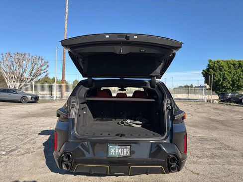 Used 2023 BMW XM image 6