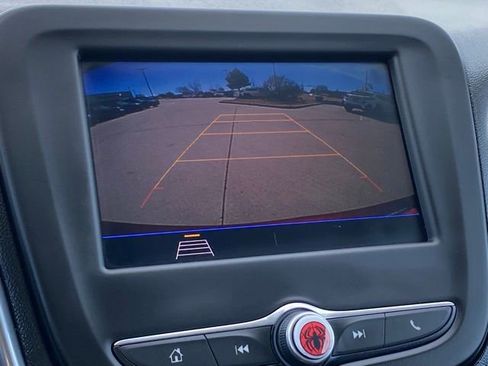 Used 2020 Chevrolet Equinox LT w/ Driver Convenience Package FWD image 21