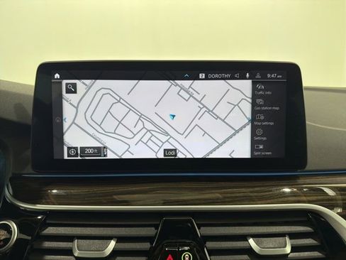 Used 2023 BMW 530e xDrive w/ Premium Package AWD/4WD image 33