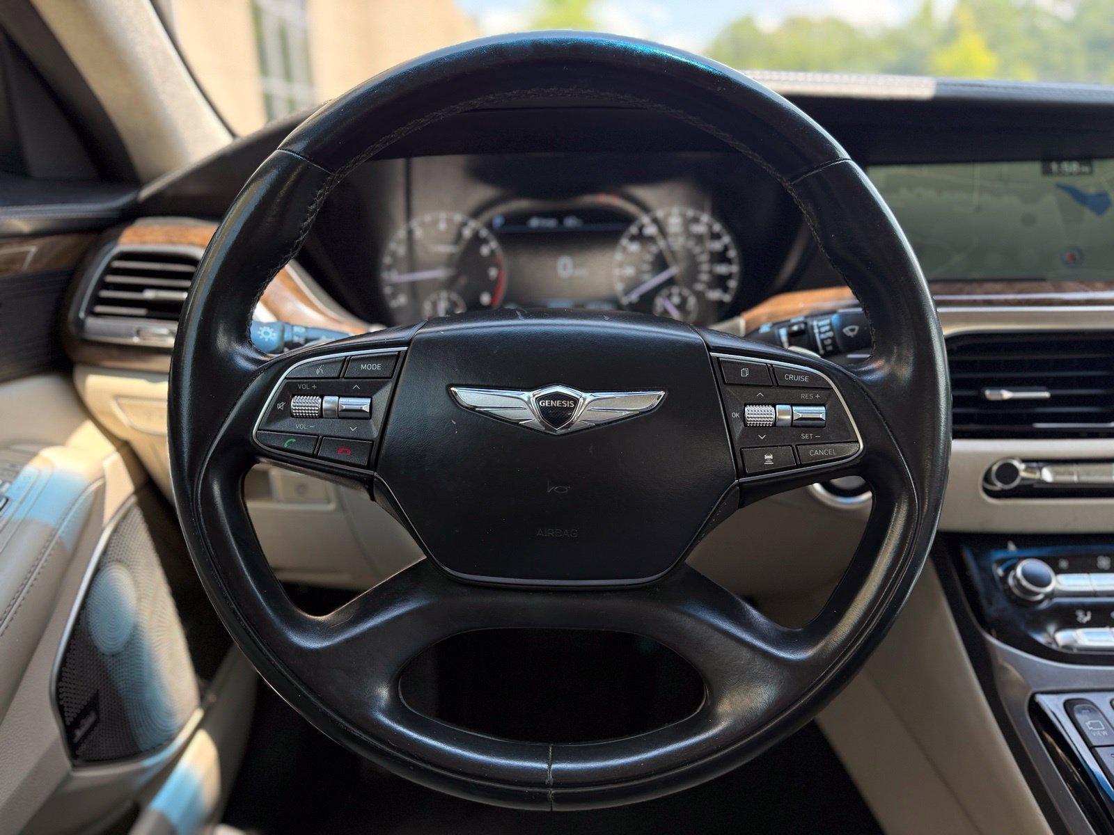 Used 2018 Genesis G90 5.0 Ultimate AWD/4WD image 25