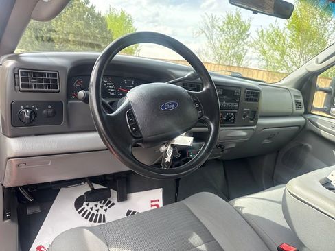 Used 2004 Ford F250 4x4 SuperCab Super Duty image 12