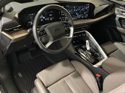 New 2025 Audi Q5 Premium Plus image 17