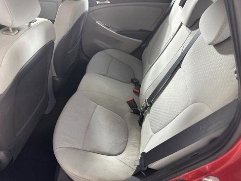 Used 2014 Hyundai Accent SE FWD image 21