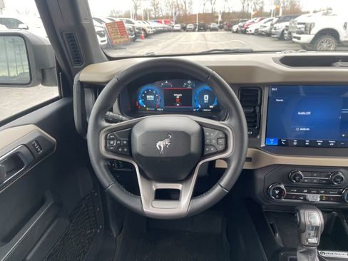 Used 2025 Ford Bronco Big Bend image 16