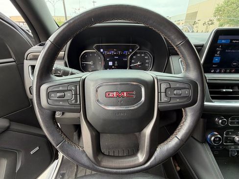 Used 2021 GMC Yukon AT4 w/ AT4 Premium Package AWD/4WD image 15