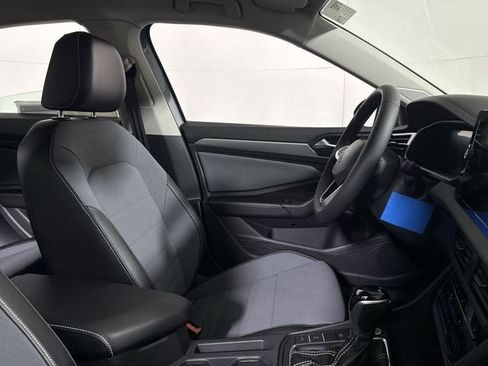 New 2026 Volkswagen Jetta SE image 13