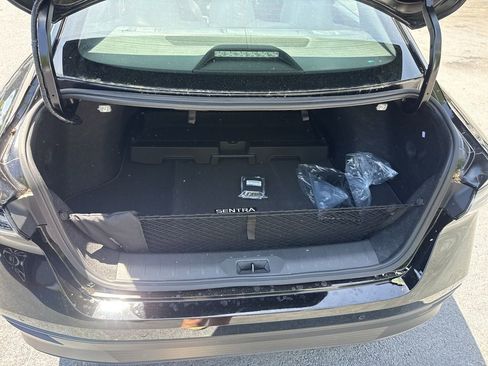 New 2026 Nissan Sentra SL FWD image 23