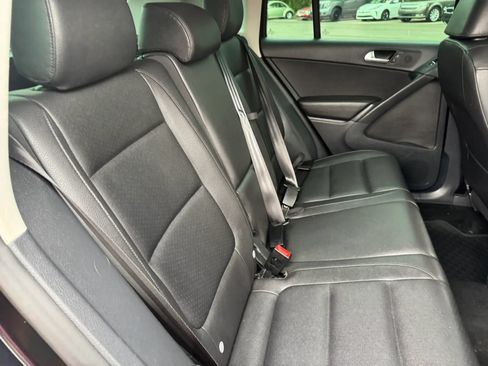 Used 2012 Volkswagen Tiguan S FWD image 24