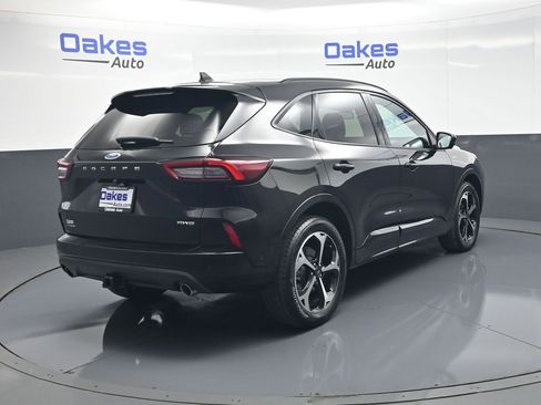 Used 2023 Ford Escape ST-Line Elite w/ Premium Technology Package AWD/4WD image 8