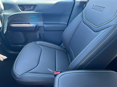 New 2025 Ford Maverick Lobo image 23