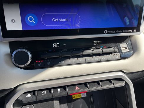 Used 2023 Toyota Tundra Capstone image 12