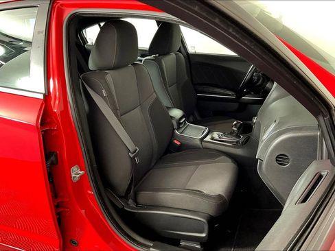 Used 2022 Dodge Charger SXT image 10