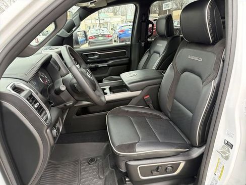 Used 2025 RAM 1500 Laramie image 13