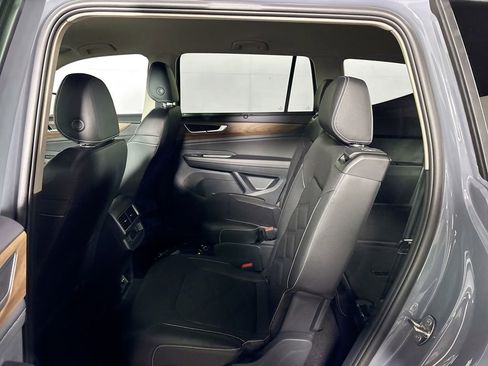 New 2026 Volkswagen Atlas SE image 19