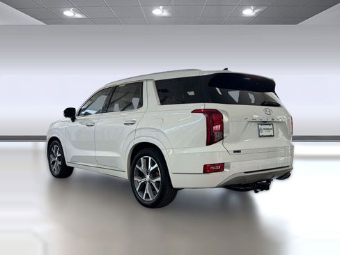 Used 2021 Hyundai Palisade Limited FWD image 3